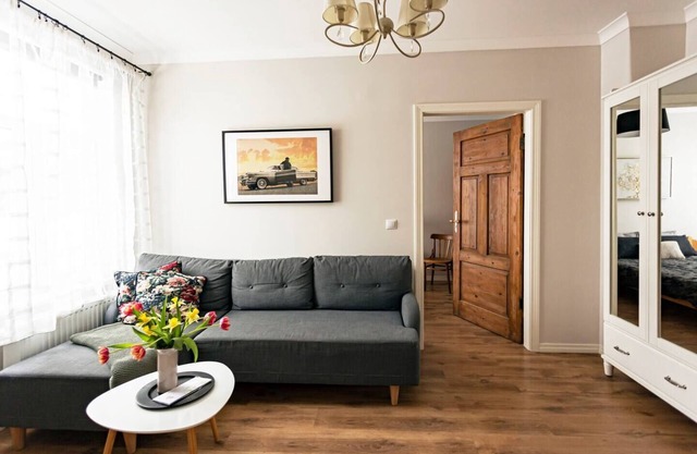 Vintage Apartments White / Free parking
