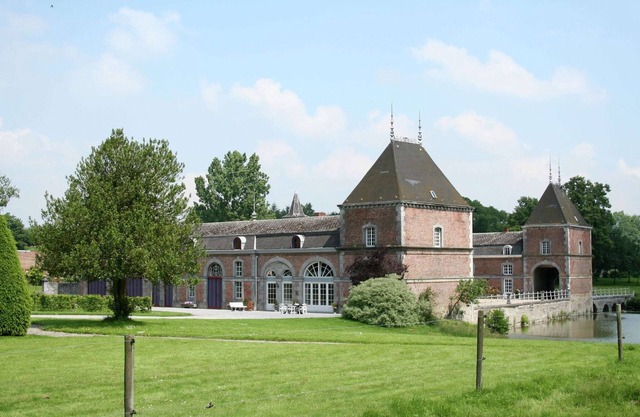 Vintage Castle near Forest in Havelange