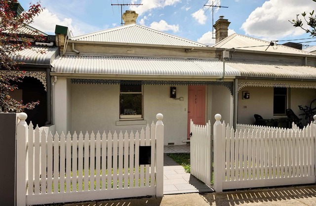 Modernised Cottage - Brunswick VIC
