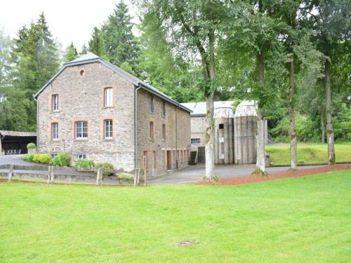 Vintage Farmhouse with Garden, Roofed Terrace