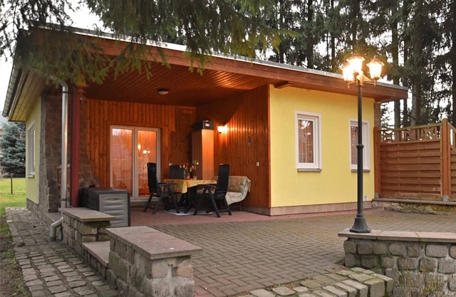 Vintage-Ferienhaus mit Terrasse en Trieb