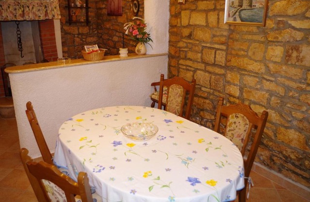Vintage Holiday Home in Rakalj with Garden