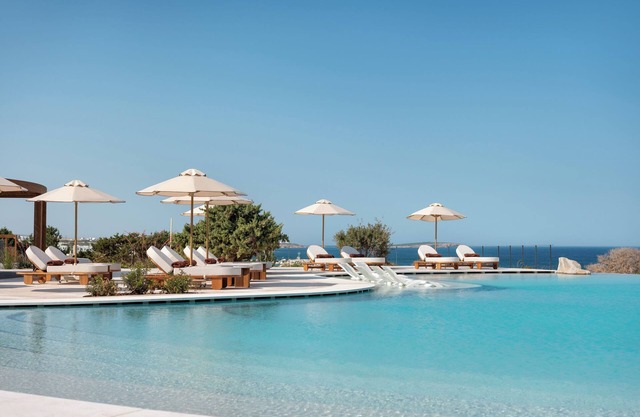 Vione Paros Hotel