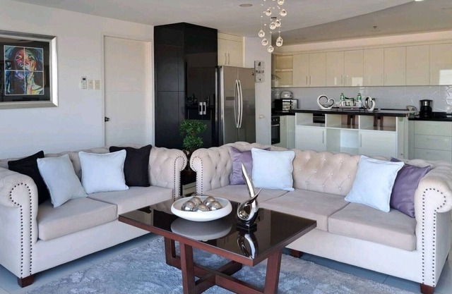 VIP Penthouse with Jacuzzi