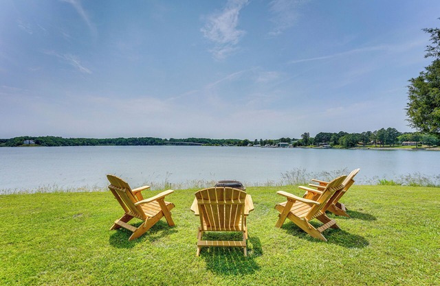 Virginia Retreat on Wicomico River w/ Dock!