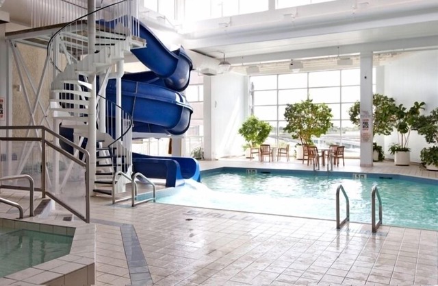 Viscount Gort Hotel