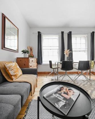 Visit Brick Lane - 1 Bed London Flat with Large Patio