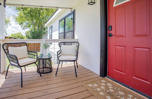 Charming 2-bedroom cottage, Quitman/Lake Fork, W/ Private Community Boat Launch