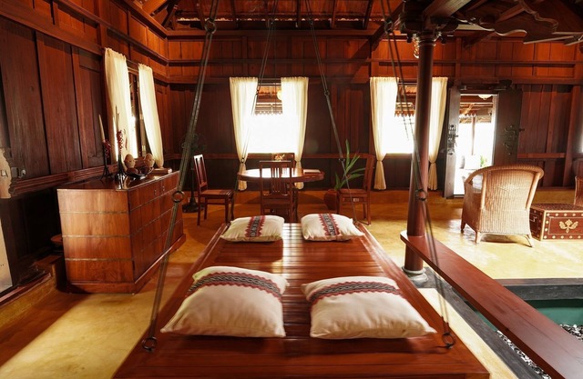 Vismaya Lake Heritage ,boutique Villa in Vembanad Lake.