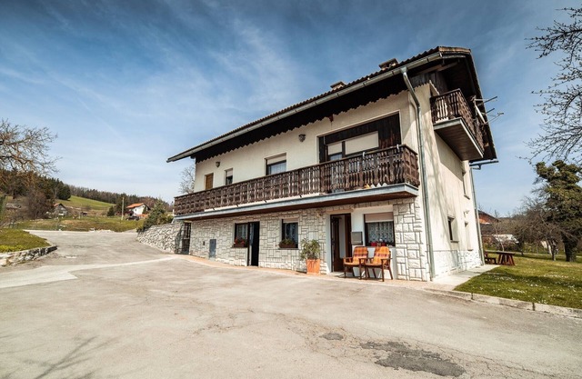 Visnja Gora Meadow Hideaway with Terrace - Classic One Bedroom Apartment with Terrace