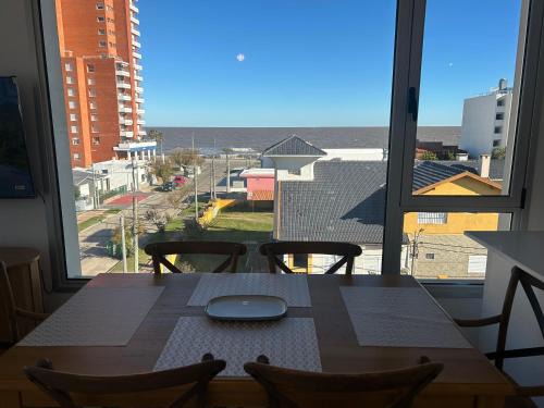 Vista al mar y cerros! Bano en suite apto nuevo Altos de Piriapolis