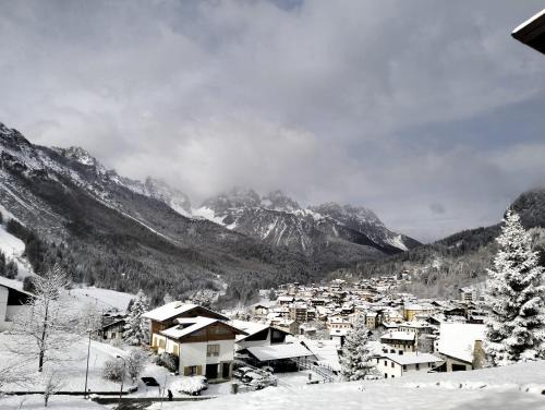 Vista mozzafiato sulle Dolomiti Friulane
