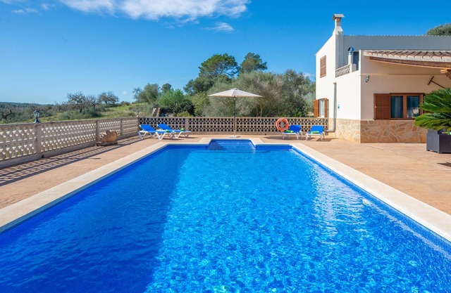 VISTA SOL - Maravillosa casa de campo con piscina privada e increíbles vistas en el centr