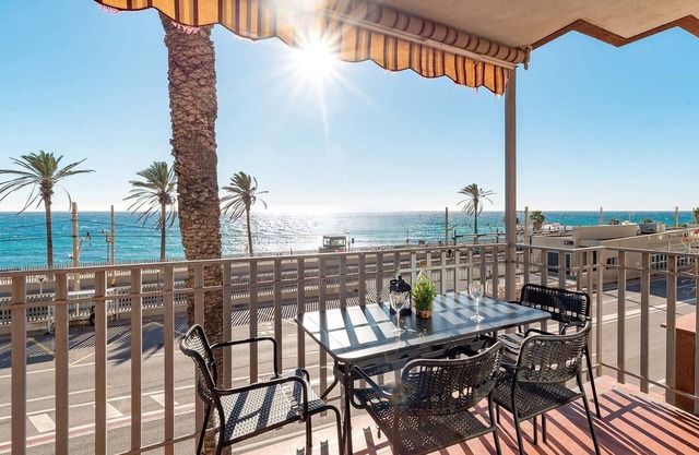 Vistamar Beach Family Apartment