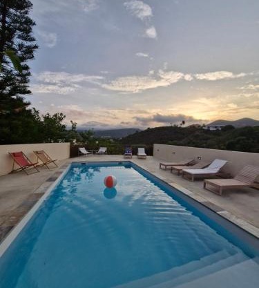 Vistamare Locations avec Piscine saint florent