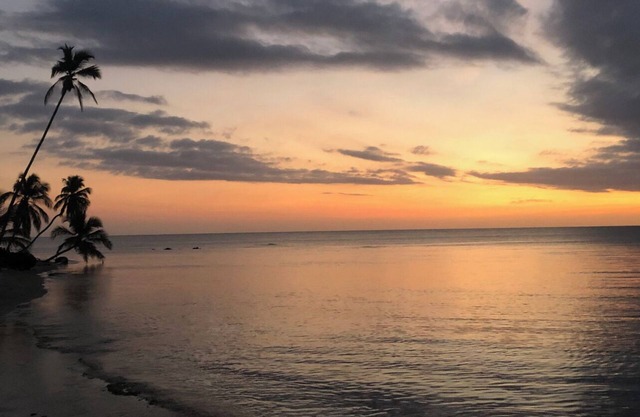 VistaPinero Beach Front Apartment - Joyudas Cabo Rojo