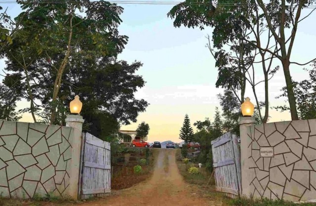 Vistara Resort