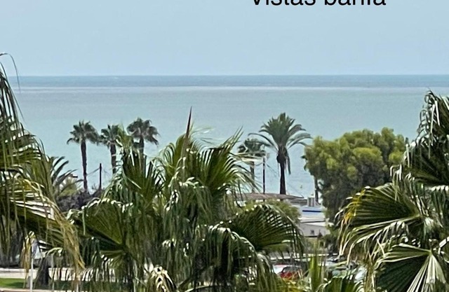 Vistas al mar, en el club náutico de Sant Carles de la Rápita, 3 dormitorios