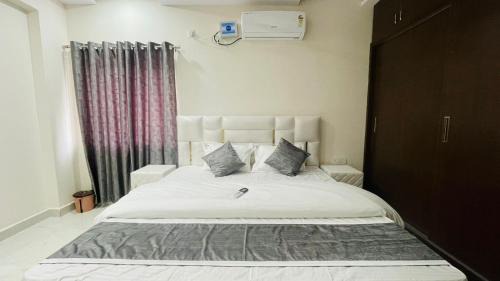 Viswanadhuni's Antilia Comfort Stay Inn 3BHK