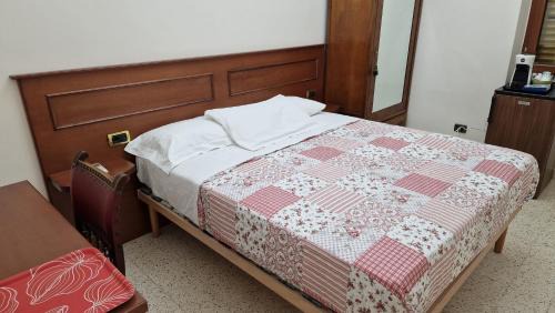 Vittoria Guest House Battipaglia