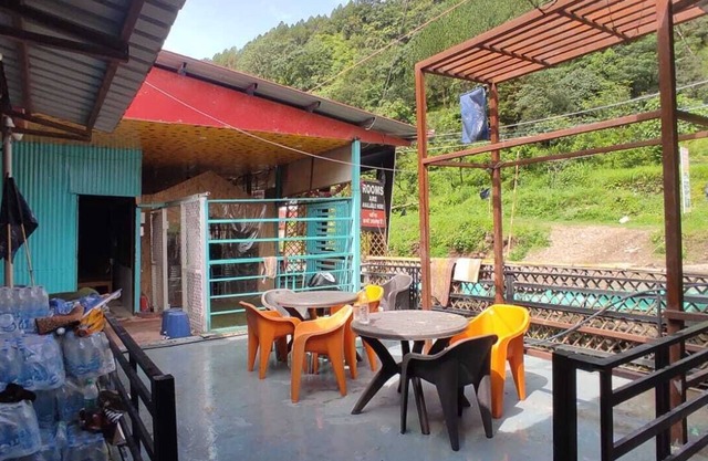Vivek Hotel And Restaurant