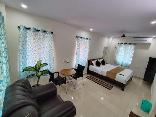 Vizag's DESTINY INN