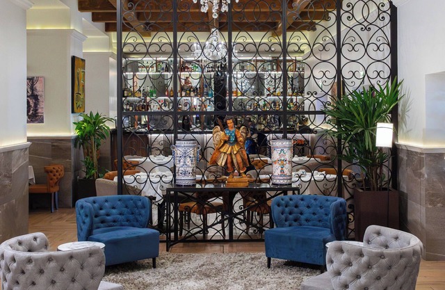 voco Royalty Puebla Downtown by IHG