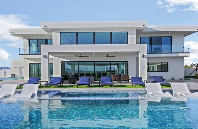 El Alquiler Vacacional Más Exquisito en la Región Vinícola"