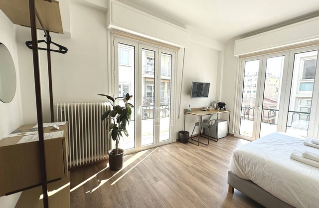 Voulis Best Globle Home