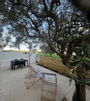 Vue lac et terrasse superbe Appartement cosy 4 pers