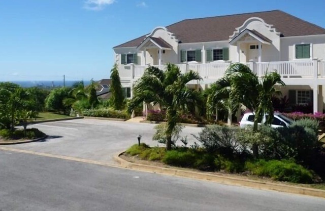 Apartamento Vuemont 251 con vistas panorámicas a la costa oeste