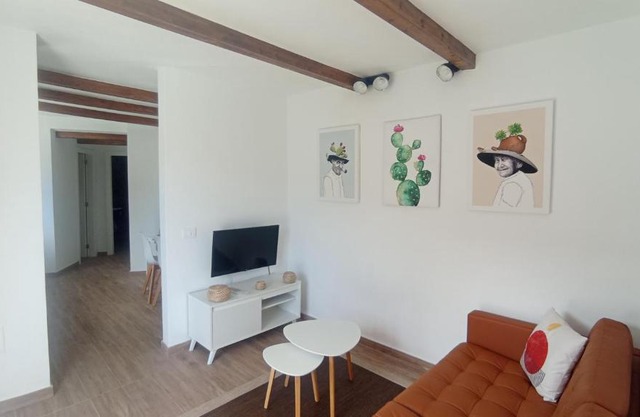 Vv CASA DEL ARBOL DE BIBIANA 2