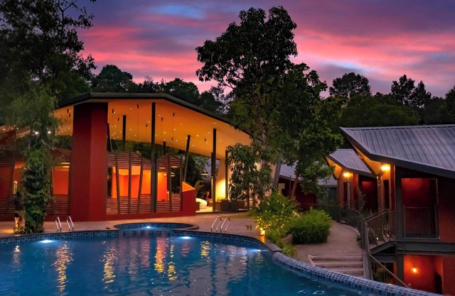 Vyna Hillock Resort and Spa