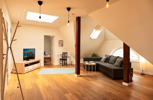 Wölkchen - Wohnung mit Balkon, Holzdielen & TV