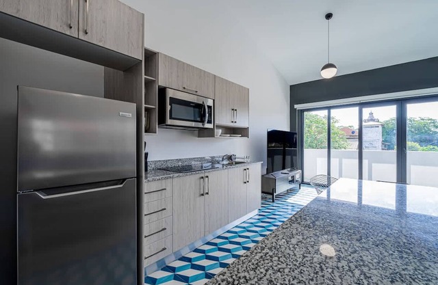 w Amazing 2BR in Santa Ana