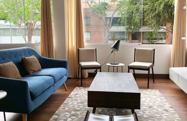 w Luxury 2BR in Blas Cerde a San Isidro