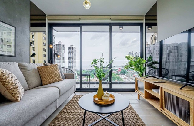 w* | Elegant 1BR with Balcony in San Francisco