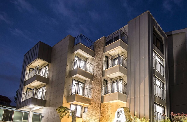 W Ocean Pension