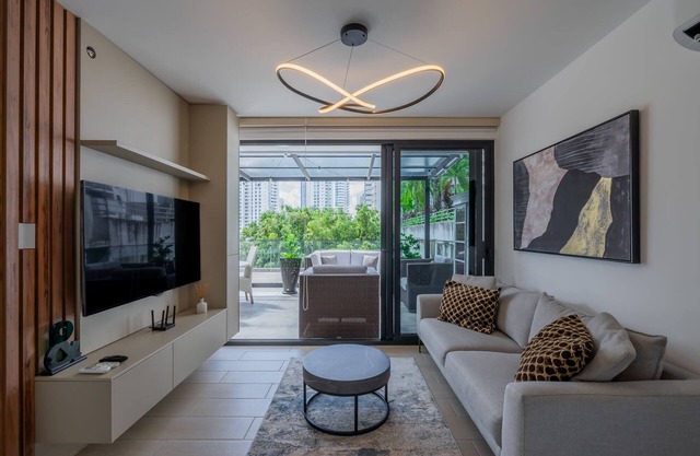 w* | Refined 1BR w/ Balcony in San Francisco
