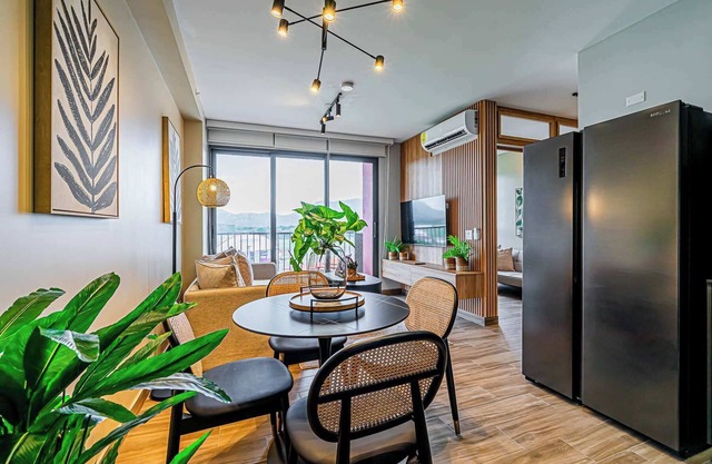 w* | Regal 1BR w/ Great Deco in Centriqo