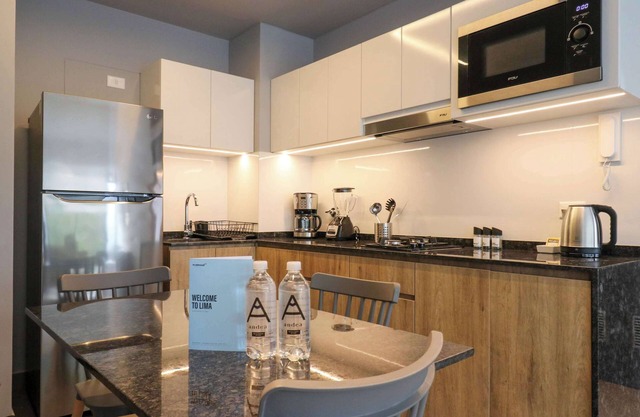 w Stylish 1BR w Balcony in San Isidro