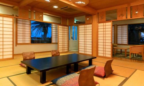 WAGU BEACH HOUSE Japonica