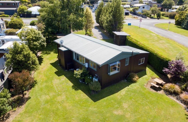 Waiau Crib - A Cottage by the River