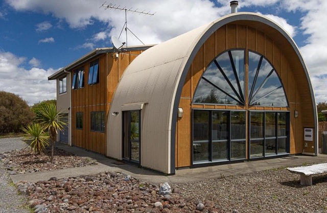 Waimarino Lodge - National Park Holiday Home