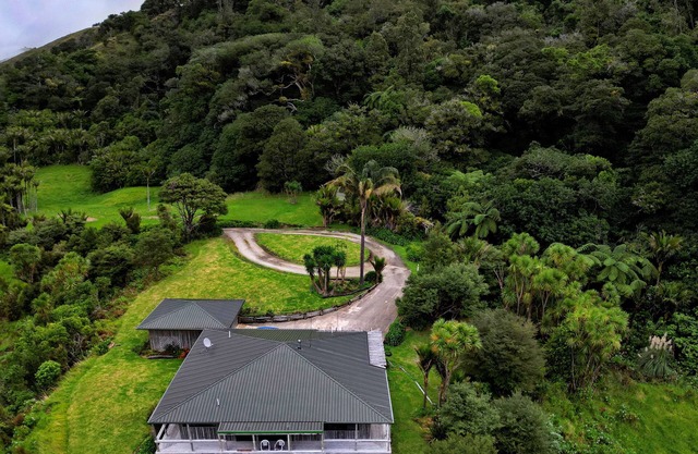 Waiotemarama Falls Lodge - casa de vacaciones privada
