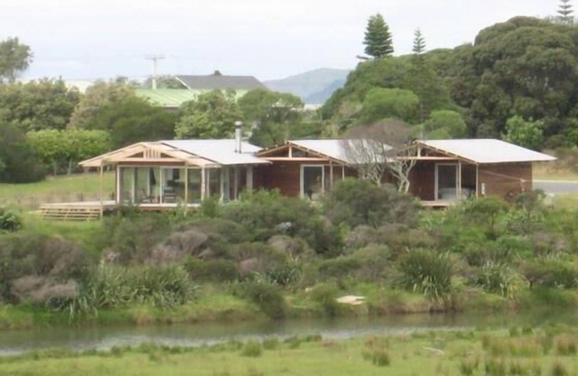 Waipapa Place junto al río