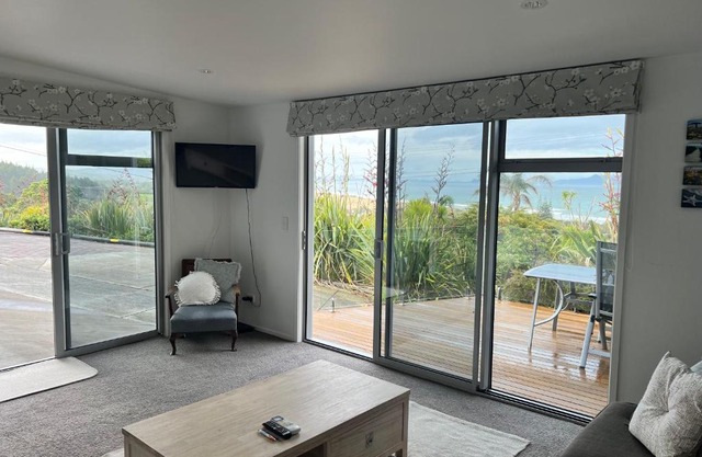 Waipu Cove Beach Stay