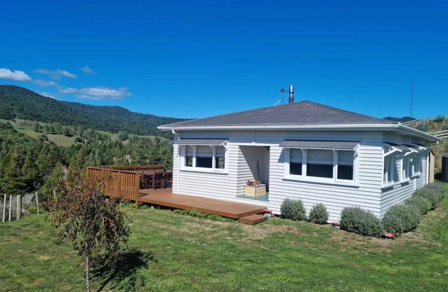 Waitawheta Cottage