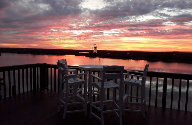 ¡Tarifas reducidas fuera de temporada!/ ¡Despierta en el agua! Matagorda, Texas