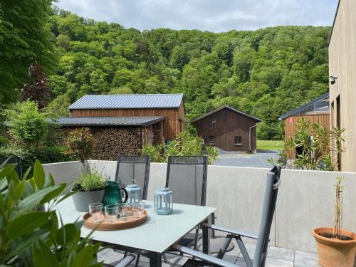 Waldblick - Holiday home with wellness in Ouren